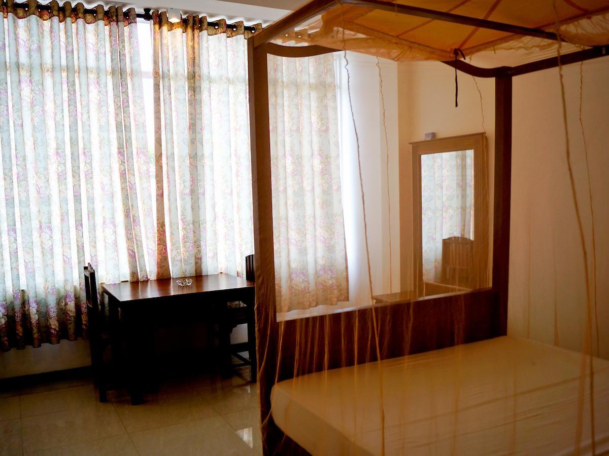Sayurima Beach Hotel Ahangama Rom bilde