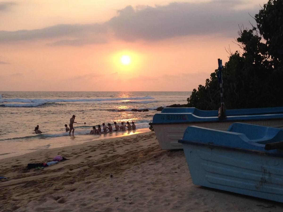 Sayurima Beach Hotel Ahangama Eksteriør bilde