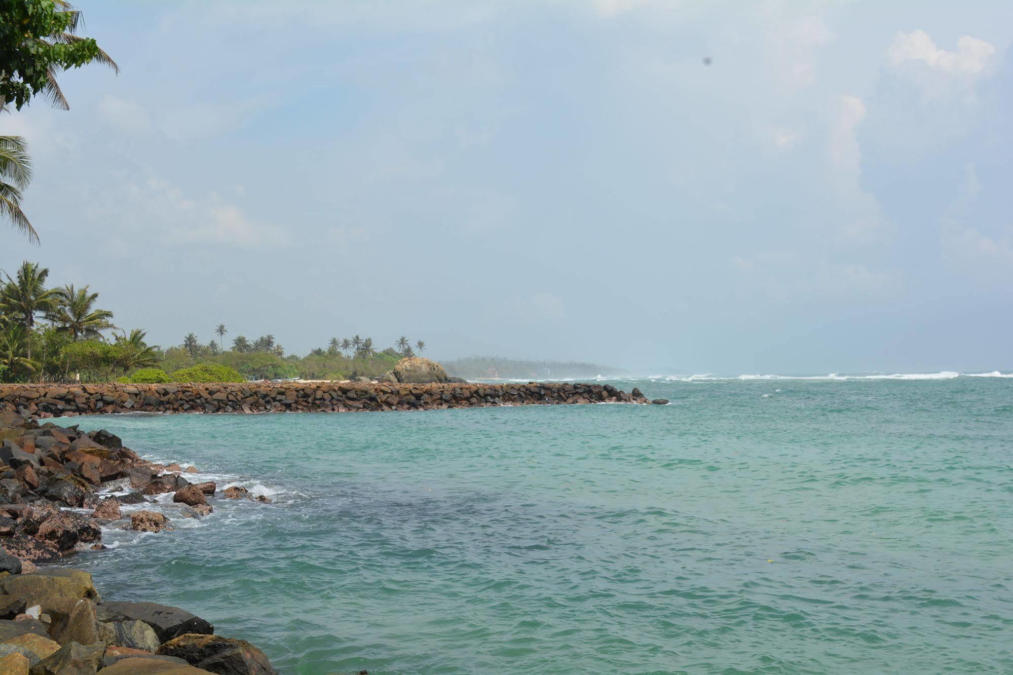 Sayurima Beach Hotel Ahangama Eksteriør bilde